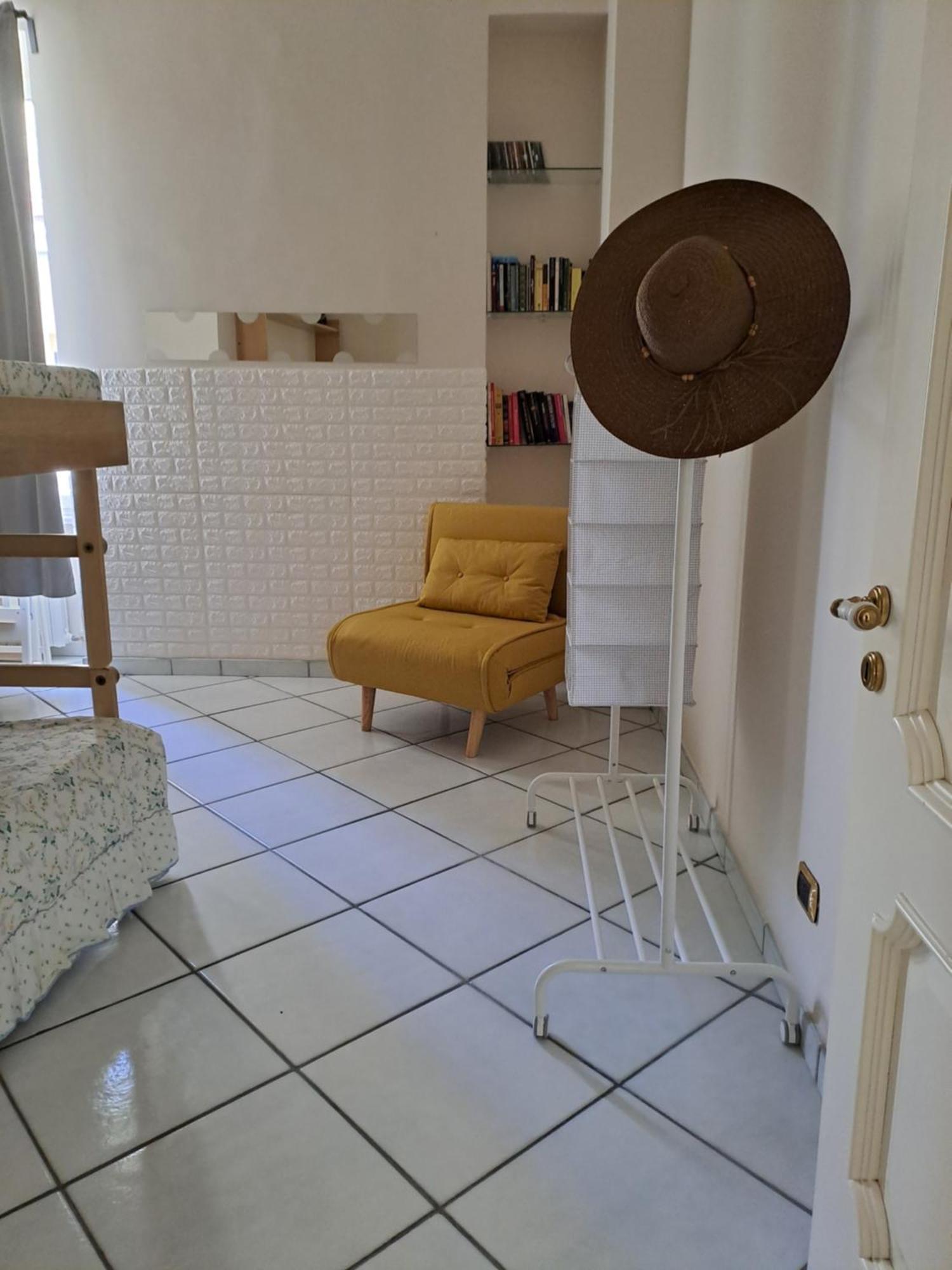 Grimaldi Apartment Salerno Exterior foto